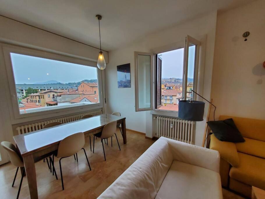 "La Me Ca" Intero Appartamento In Centro Con Vista Sui Colli Bergamo Exterior photo